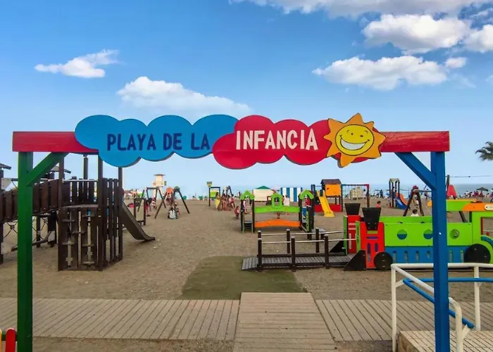 Apartamento 3 Habitaciones En Torre Del Mar A 50 Metros De La Playa