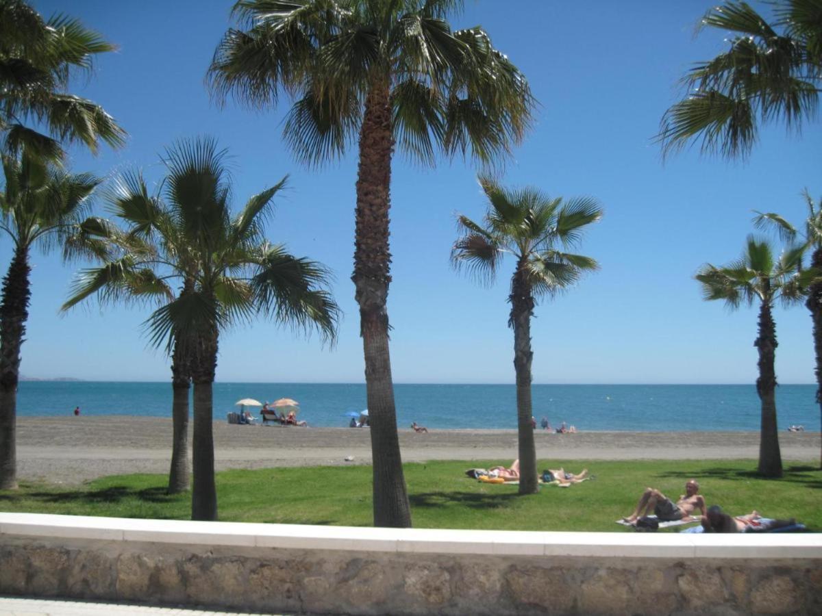 3 En A 50 Metros De La Playa Torre Del Mar