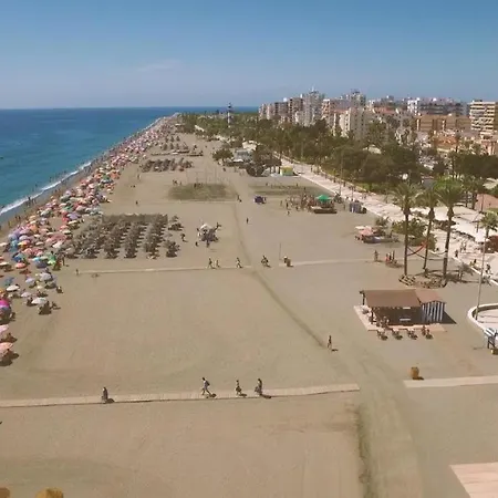Apartamento 3 Habitaciones En Torre Del Mar A 50 Metros De La Playa Exterior photo